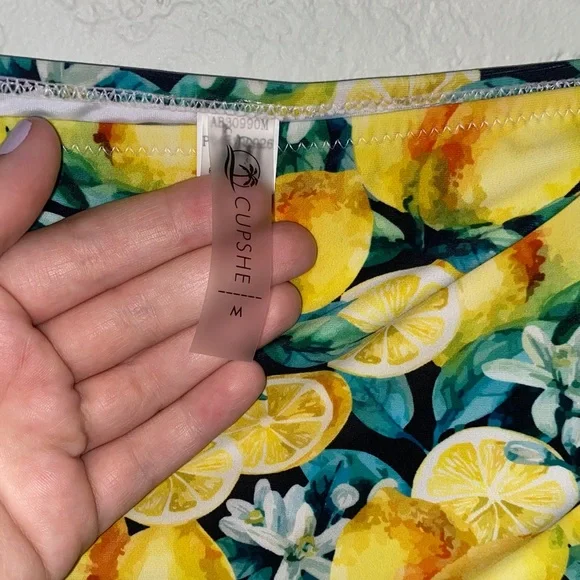 Lemon pattern high waisted shirred bikini bottoms - Picture 4 of 5